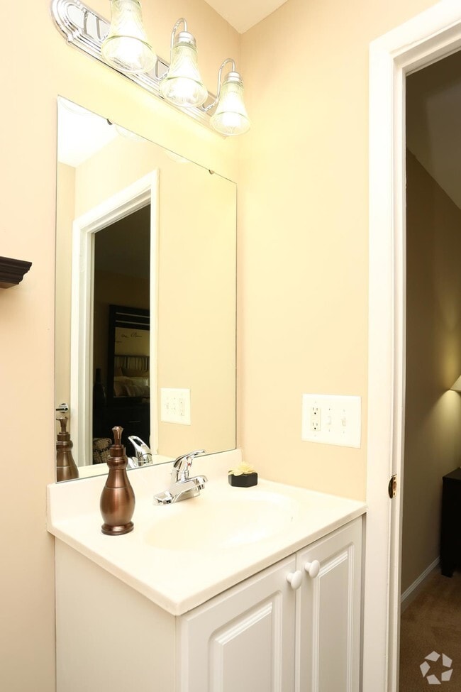 Master Bathroom - Aspen Run