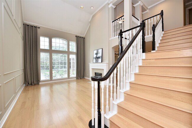 Foto del edificio - 19810 Emerald Leaf Dr