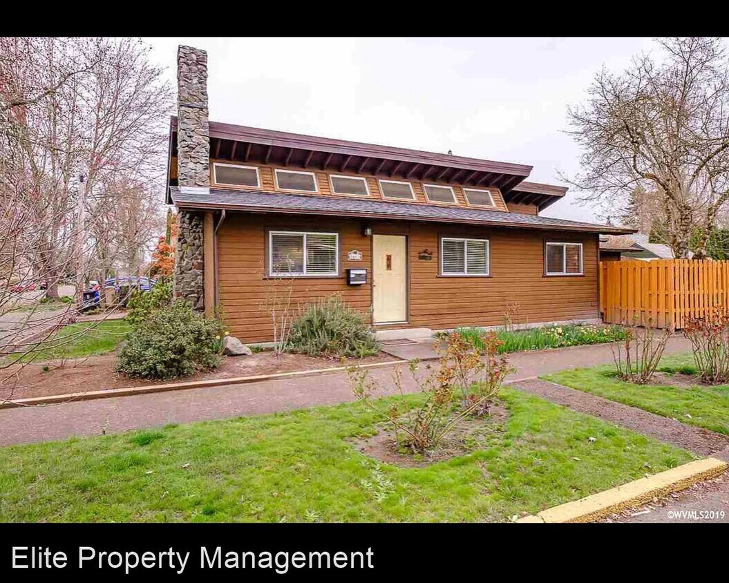 3 br, 1 bath House 1663 NW Tyler Ave House Rental in Corvallis, OR