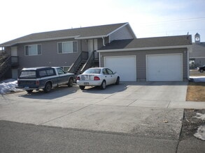 Building Photo - 603 Mantle Dr