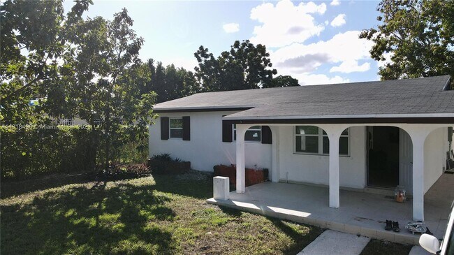 Foto del edificio - 20600 SW 118th Pl