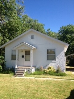 Building Photo - 1211 E Kansas Ave