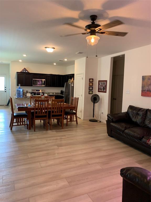 Foto del edificio - 114 Woodpecker Run