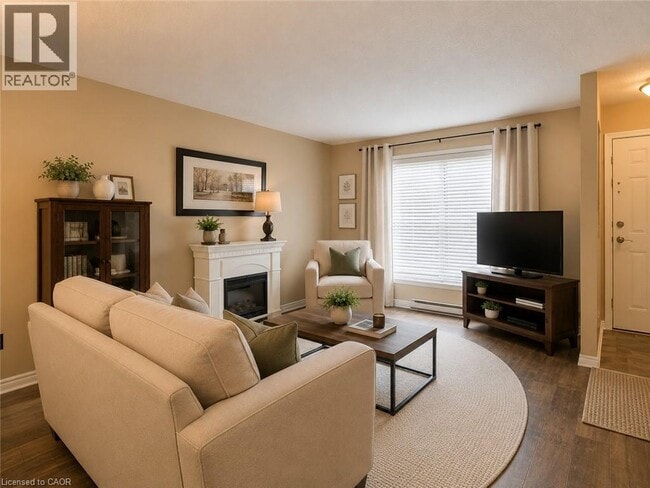 Building Photo - 475 Sandringham Crescent