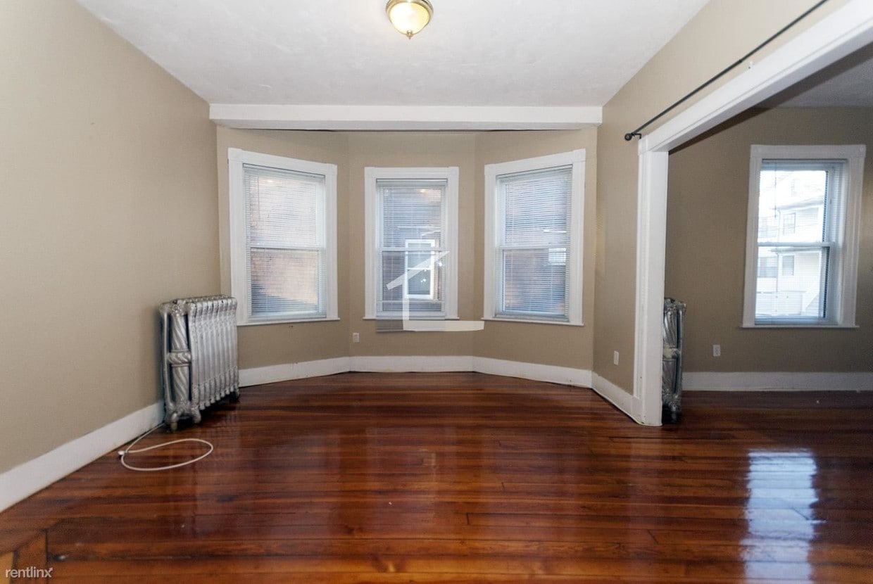 6 br, 2 bath - 6 Haskell St # C - 6 br, 2 bath  - 6 Haskell St # C