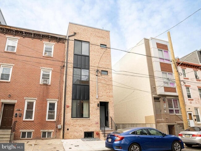 Building Photo - 1740 N Marshall St