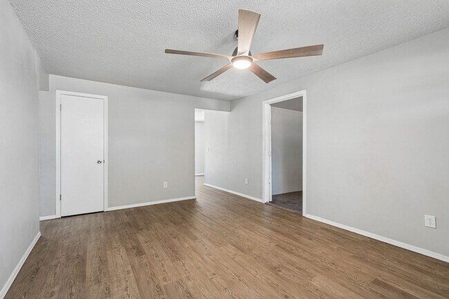 Foto del edificio - 4008 SE 46th St