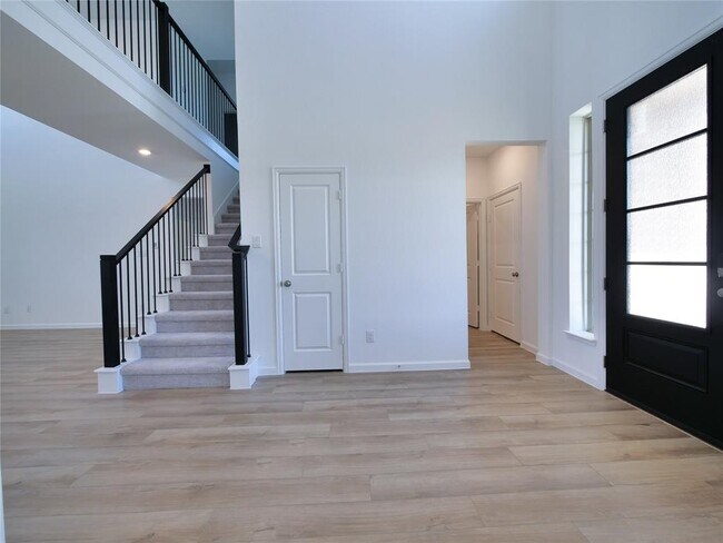 Building Photo - 3720 Meadow Breeze Ln