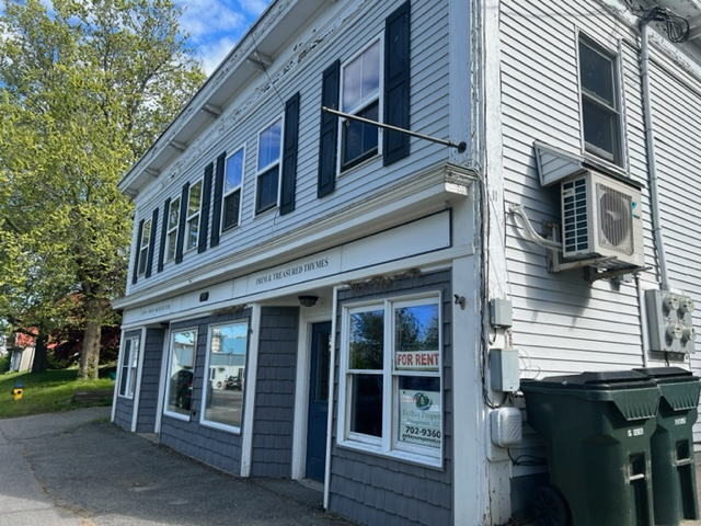 Primary Photo - 119 Main St