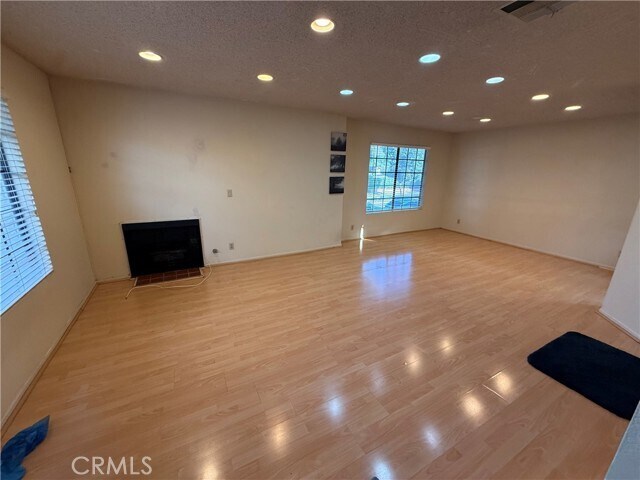 Building Photo - 2411 S Baldwin Ave