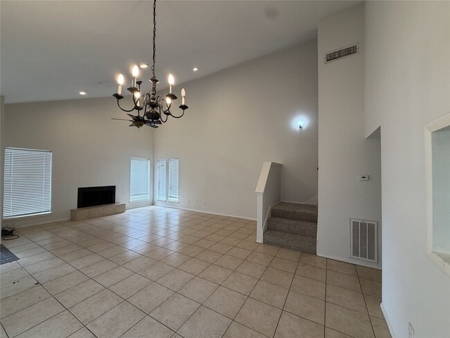 Building Photo - 7841 Green Lawn Dr