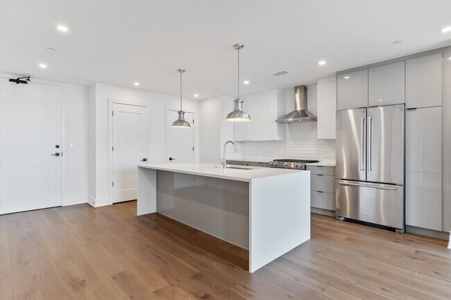 Photo - 3 Bed 3 Bath Apartment in West Midtown!