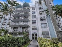 Building Photo - 484 NW 165th St