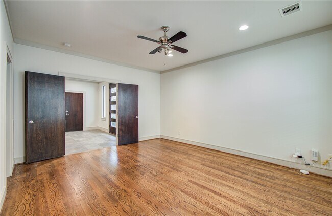 Foto del edificio - 1808 Ridgewood St