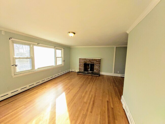 Foto del edificio - OVERSIZED NEWLY REMODELED E.END RANCH W/ 2...
