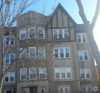 Building Photo - 9021 S Justine St