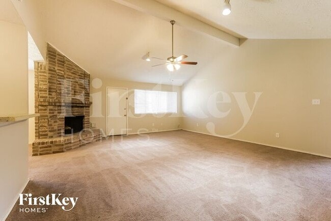 Building Photo - 2602 Woodsorrel Dr
