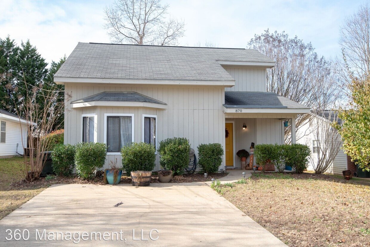 Primary Photo - 2 br, 1.5 bath House - 870 Hollins Road