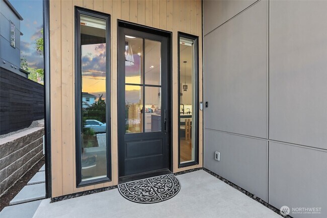 Foto del edificio - 246 5th Ave W
