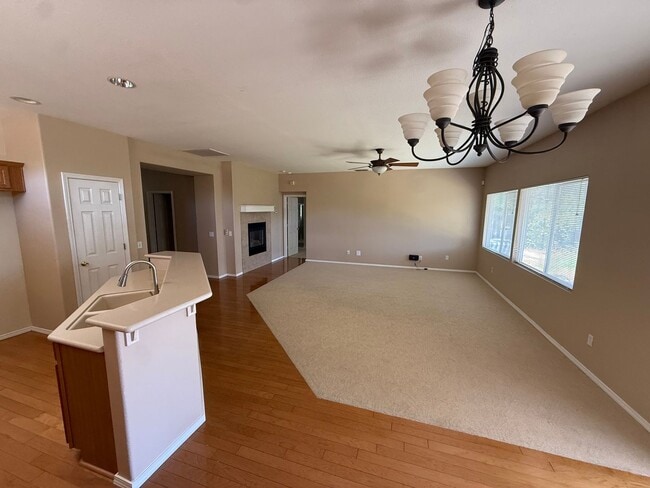 Building Photo - 9258 Crystal Falls Way
