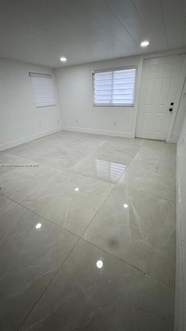 Foto del edificio - 322 SW 11th Ave