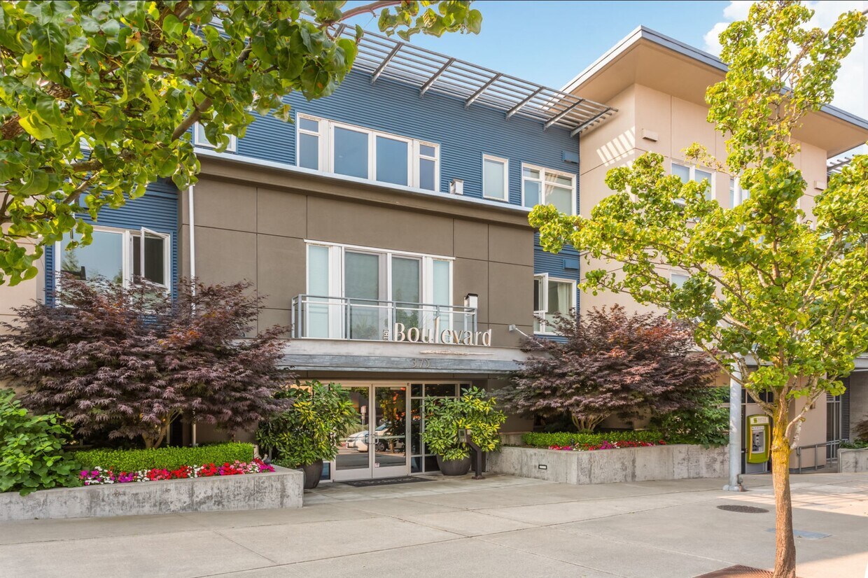 375 Kirkland Ave, Kirkland, WA 98033 Condo for Rent in Kirkland, WA