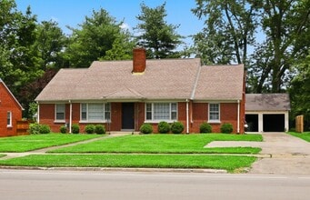 Building Photo - 1911 Fontaine Rd