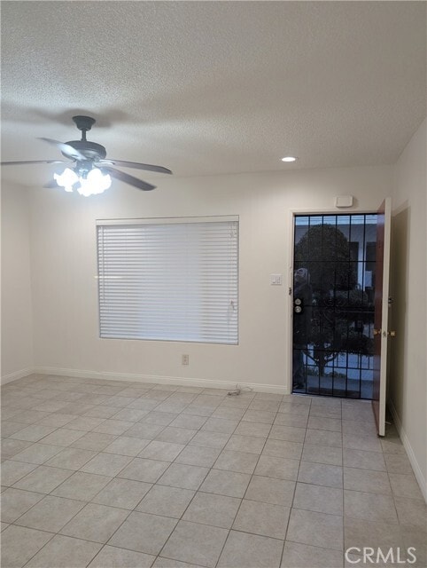 Building Photo - 8012 Duesler St