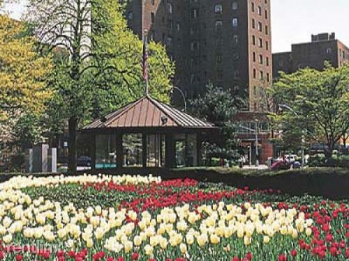 Foto del edificio - 1439 Wood Rd