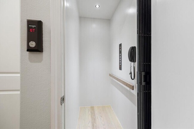Foto del edificio - 846 Dunleigh Meadows Ln
