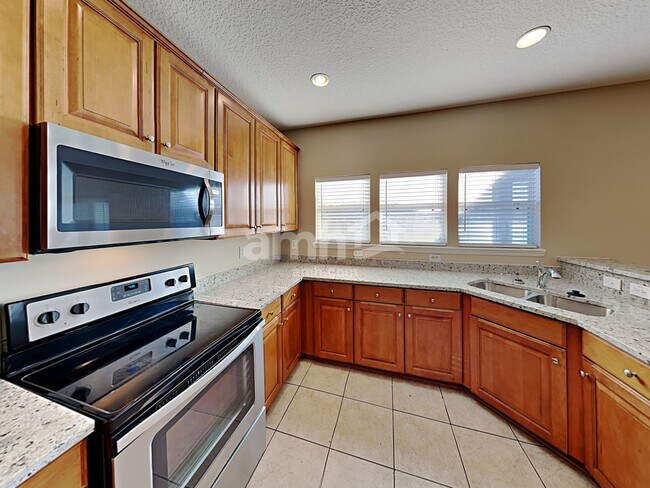 Foto del edificio - 651 Porto Cristo Ave