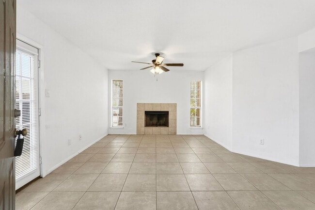Photo - 10501 South Drive Apartment