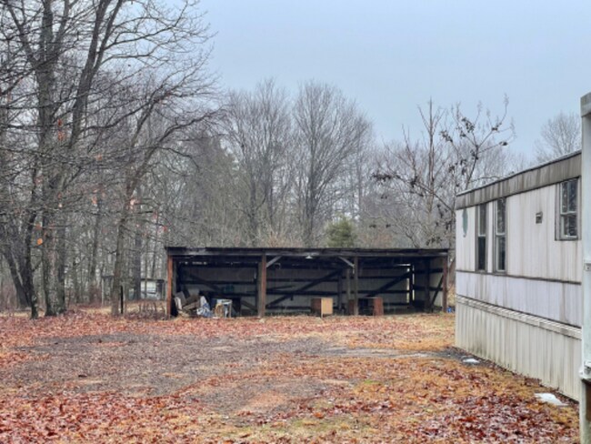 Building Photo - 1291 Railroad Ln
