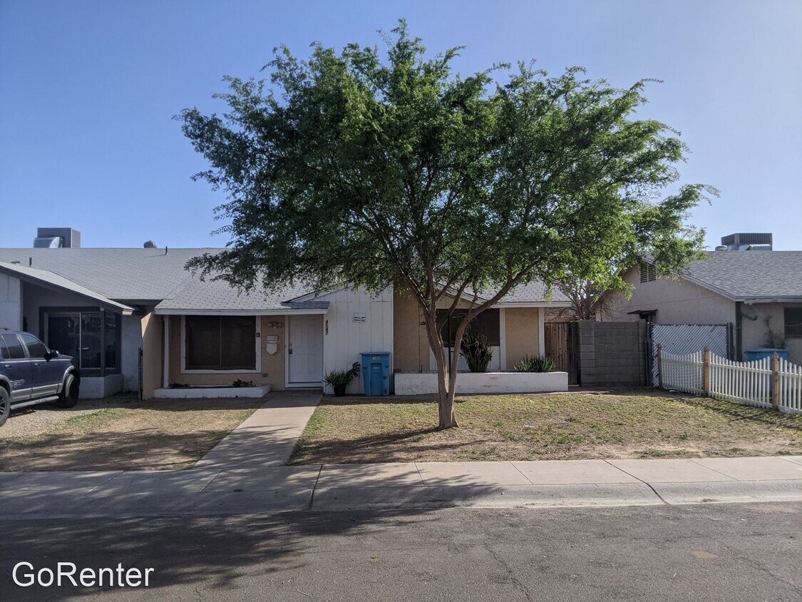 Primary Photo - 3 br, 2 bath House - 4147 W Reade Ave