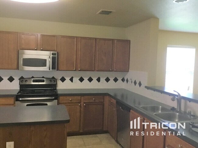 Foto del edificio - 2226 Midbury Drive Lancaster TX