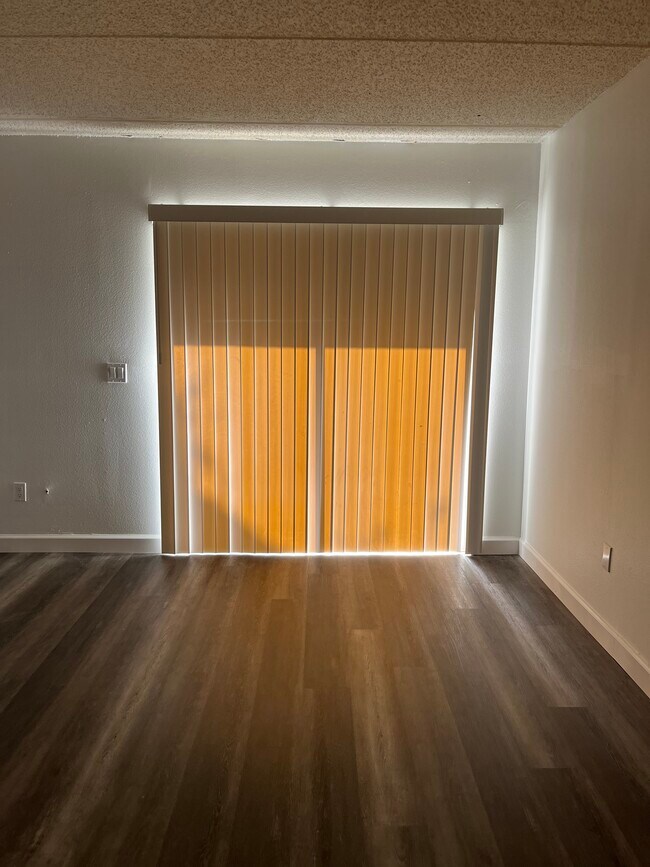 Foto del edificio - 3803 N Oak Dr