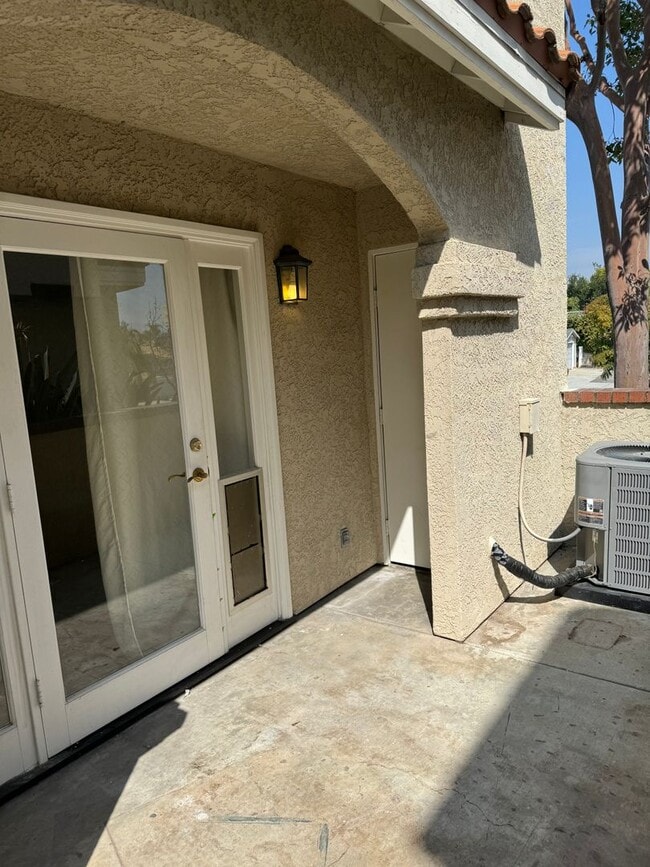 Foto del edificio - Downtown Brea Townhome