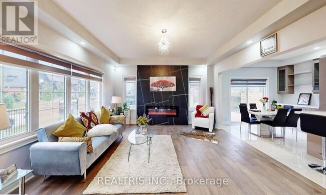 Building Photo - 85 Eaglecrest St