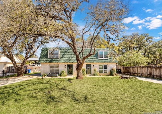 Photo - 16514 Springhill Dr Apartment