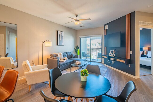 Foto del edificio - 730 E Marlette Ave