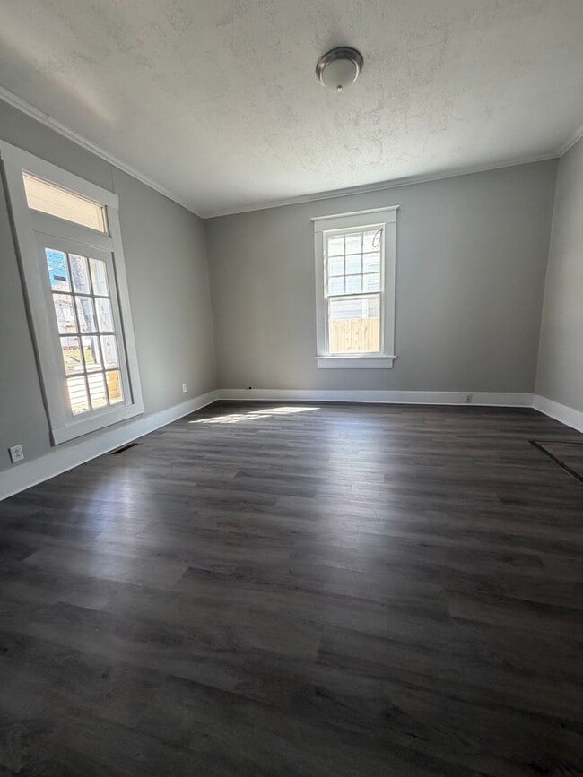 Building Photo - 150 Arlington Ave