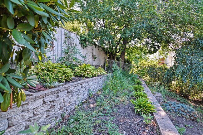 Foto del edificio - 17 Malvern Ave