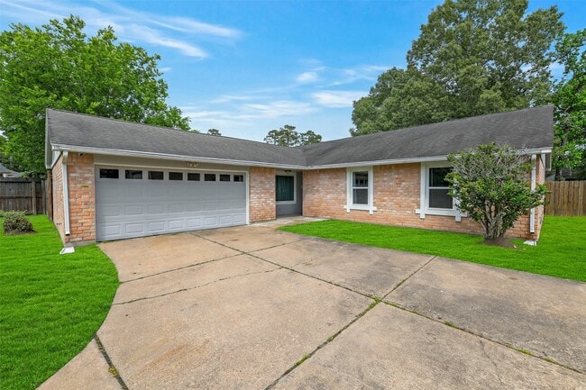 Building Photo - 710 Razee Ct