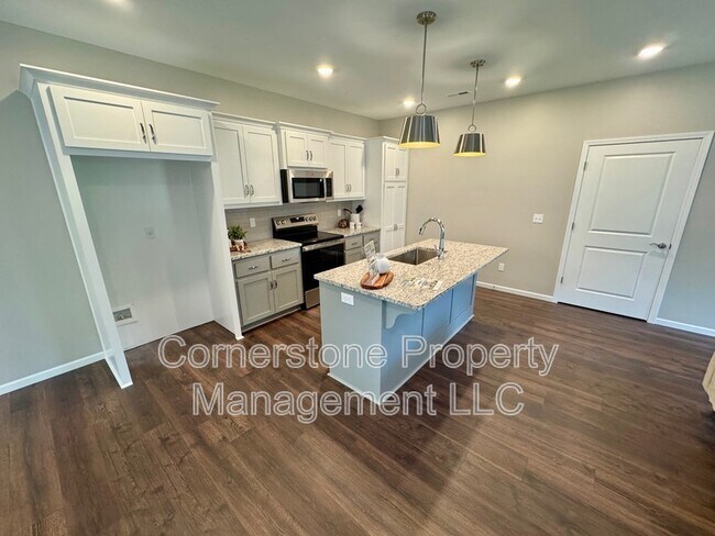 Foto del edificio - 809 Highland Dr