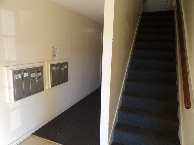 Foto del edificio - 434 Harrodswood Rd