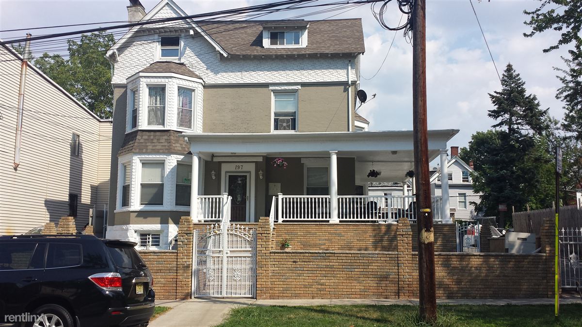 Primary Photo - 197 N 7th St