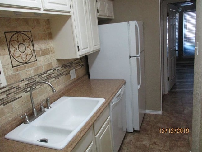 Building Photo - 1608 Pecan Chase Cir