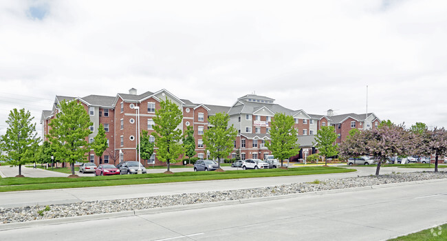 Building Photo - Northpoint Village of Utica