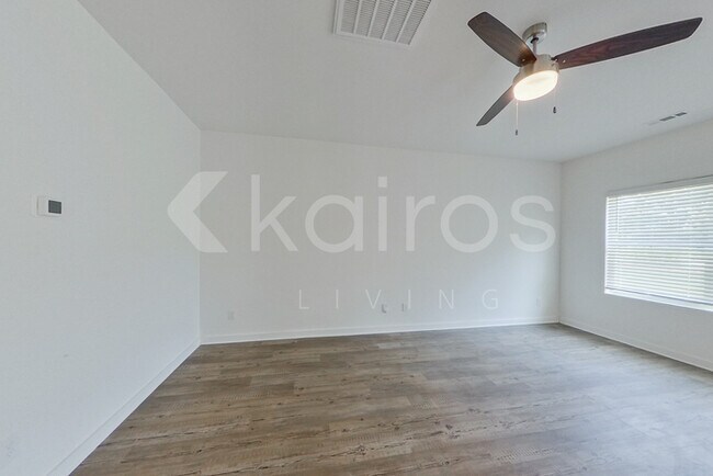 Foto del edificio - 6144 Taramore Ln NW