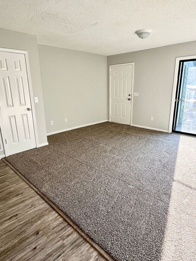 Foto del edificio - Cozy 1 Bedroom/1 Bath condo in Garden City...